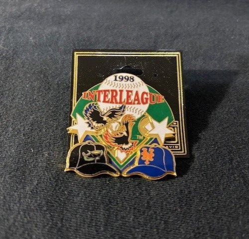 1998 Interleague VINTAGE NY METS v TAMPA BAY RAYS Pin NIP Shea Stadium