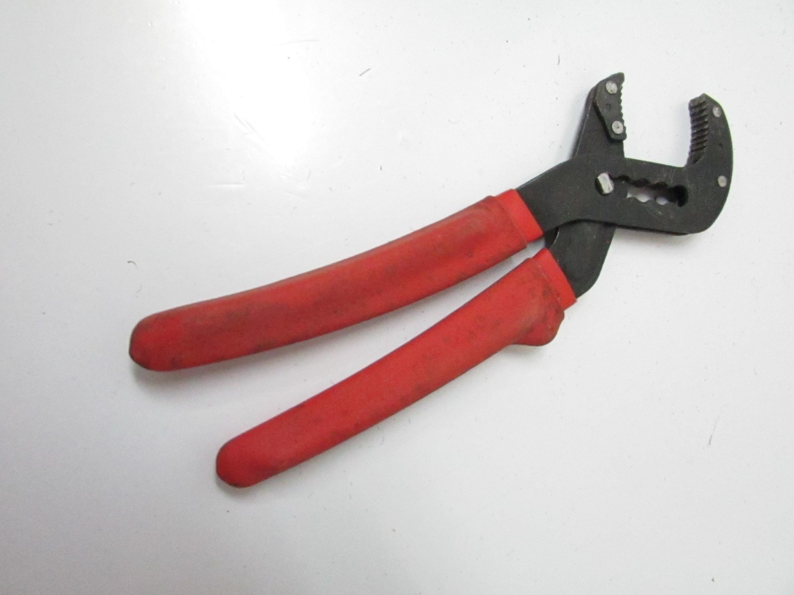CRESCENT 8″ Dura-Pliers BOX JOINT PLIERS Curved Jaws Up To 1.5″/38mm Hand Tool