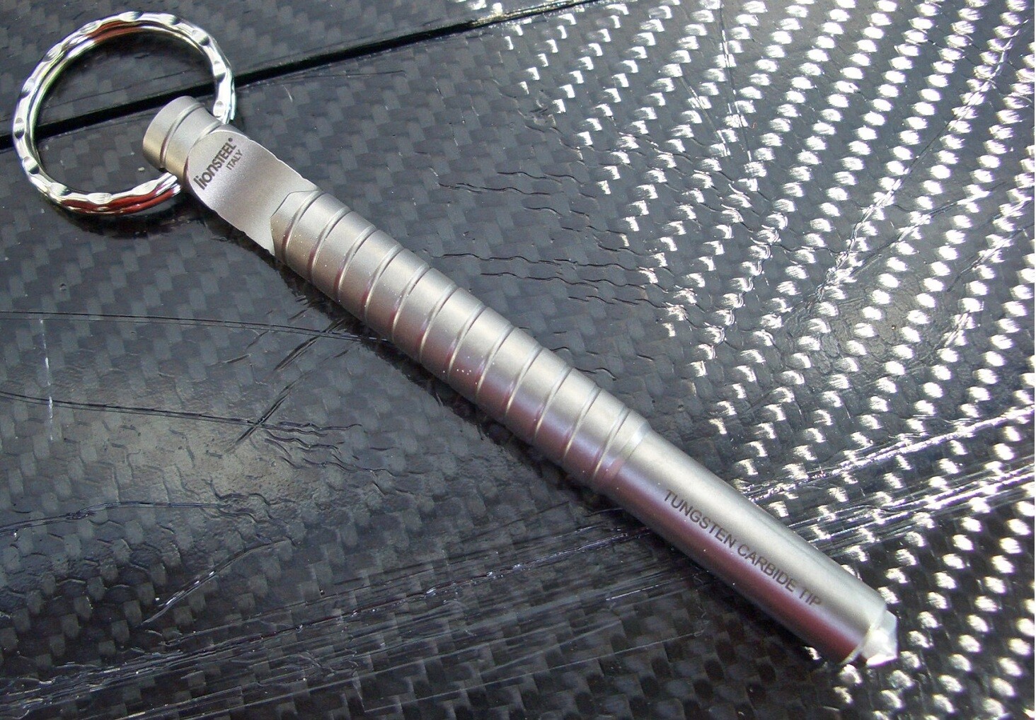 LionSTEEL Eskaper Key Ring 1″ Diameter Gray Finish 303 Stainless Construction