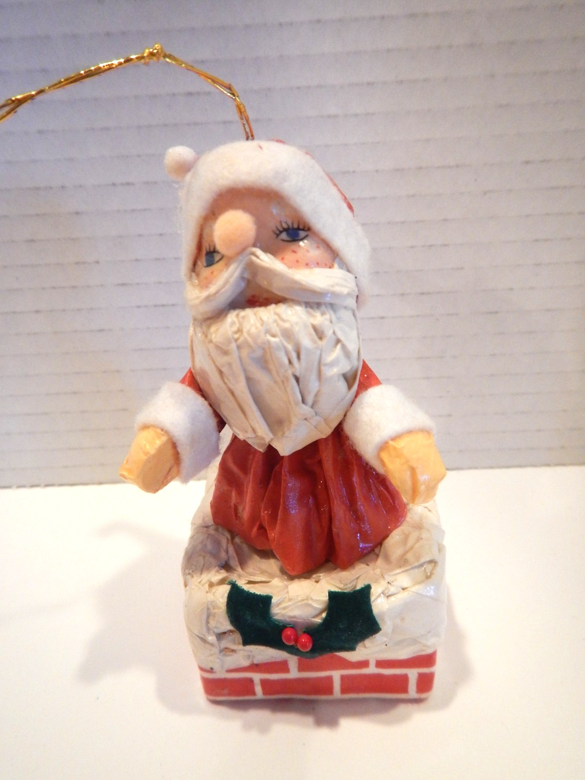 Vintage Paper Papier Mache Santa Claus Christmas Ornament (L3)