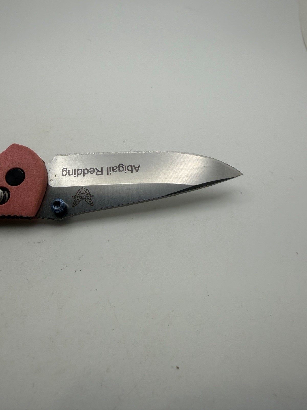 Rare Pink Benchmade Mini Griptilian 556 Mel Pardue Pocket Knife – Branded
