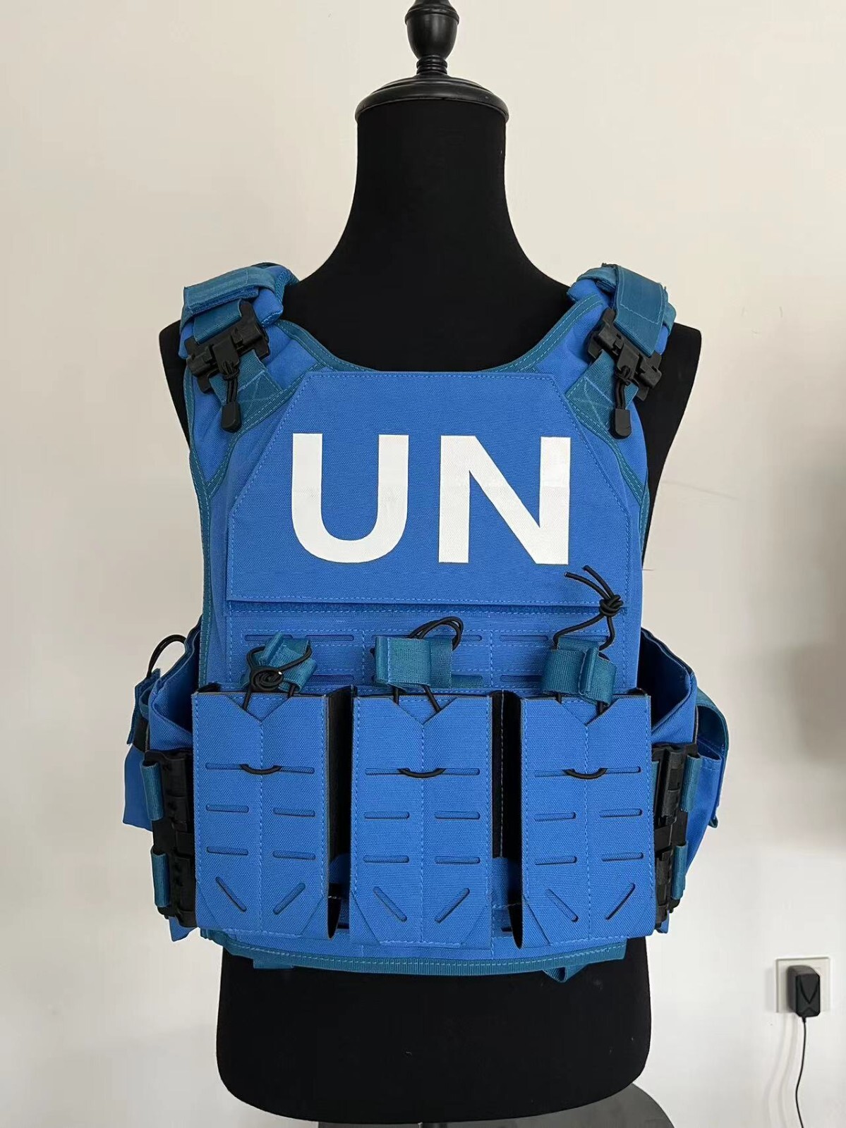 New issue Chinese ARMY PLA Peace Keeping Force UN Plate Carrier Vest