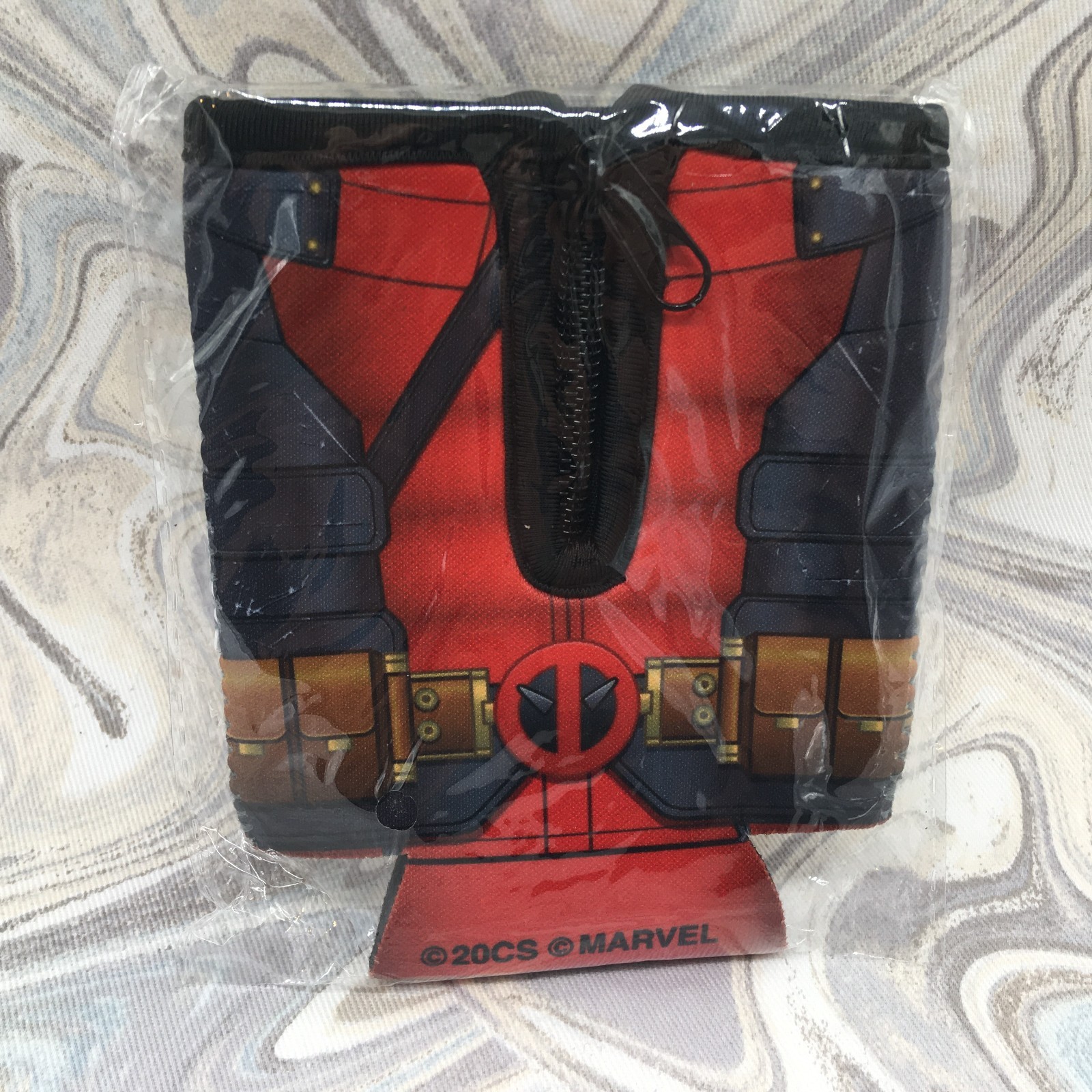 Marvel Deadpool Wolverine Red Koozie w/ Built-in ZIPPER. Official Gear. SEALED