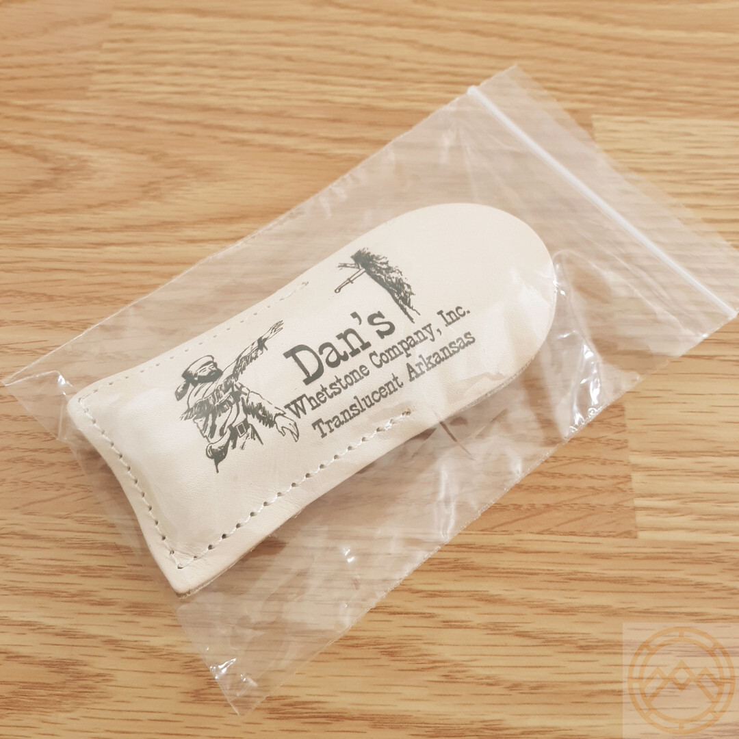 Sharpeners Translucent Stone 4″ x 1″ Leather Slip Pouch Factory Irregular AC88