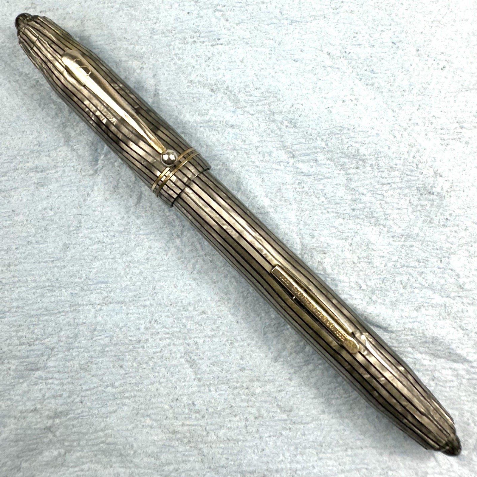 Vintage Southern Gray Lined Fountain Pen With Stepped Dome Ends Working New Sac