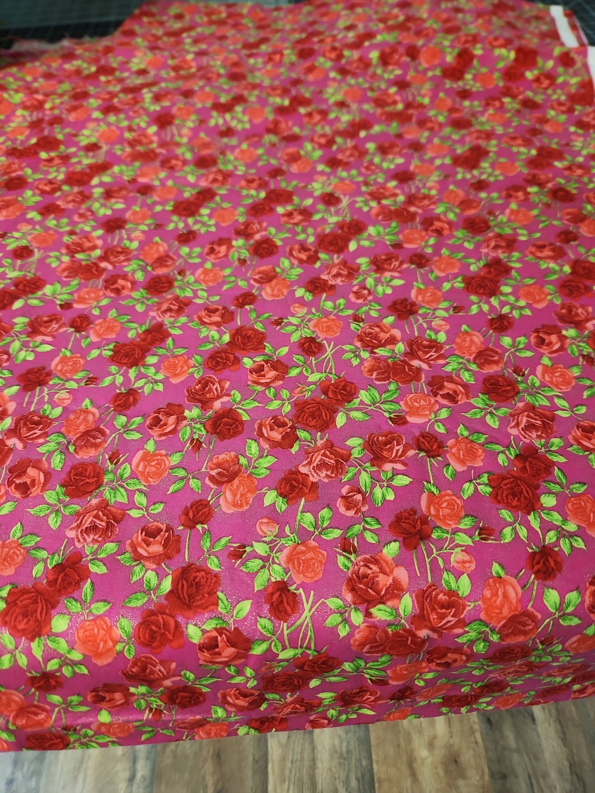 1/2 yard Fabric Roses pink red with Metallic Gold Specks 100% cotton quilting