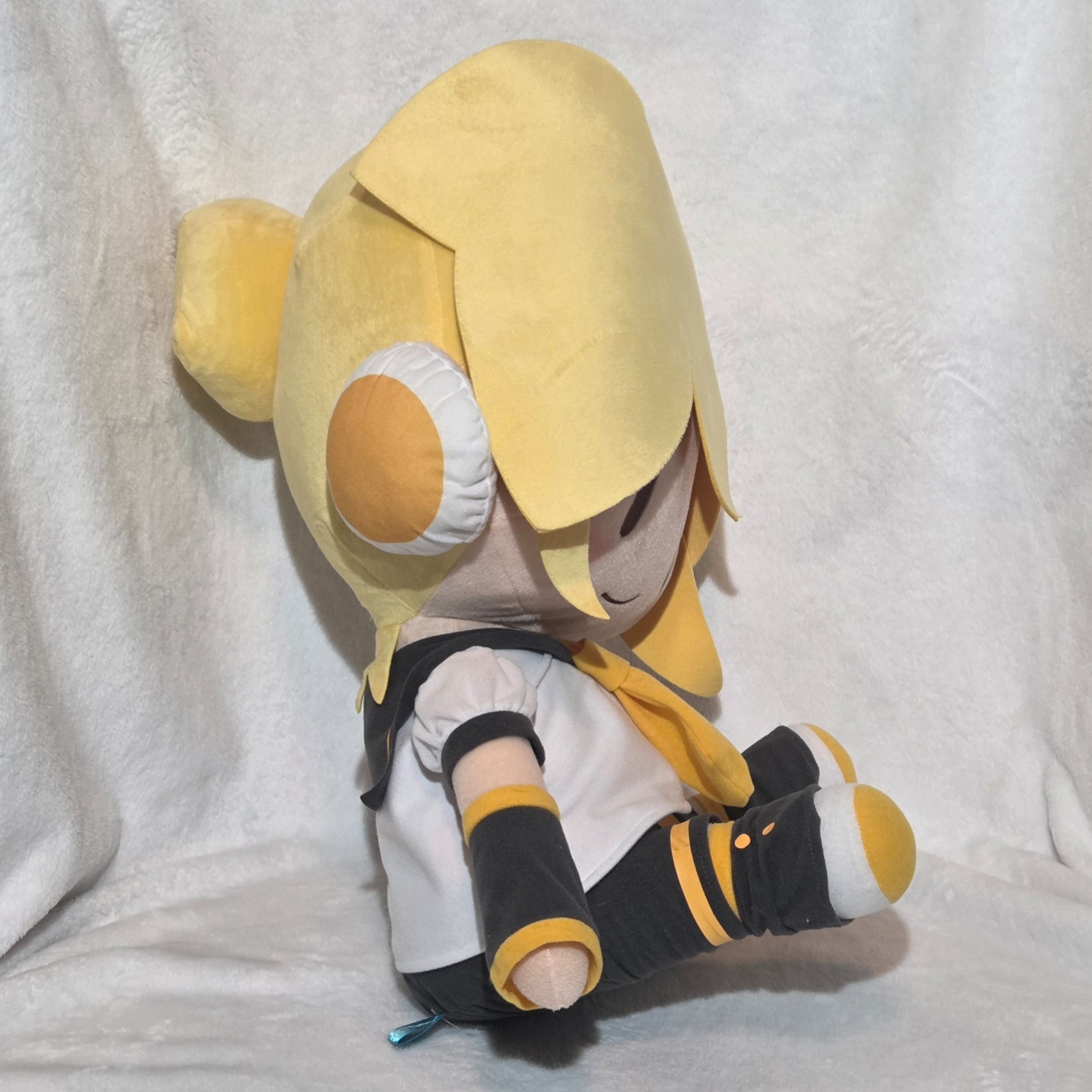 Sega Vocaloid Kagamine Len 19in (48cm) Tall Fuwapuchi Large Jumbo Plush Doll
