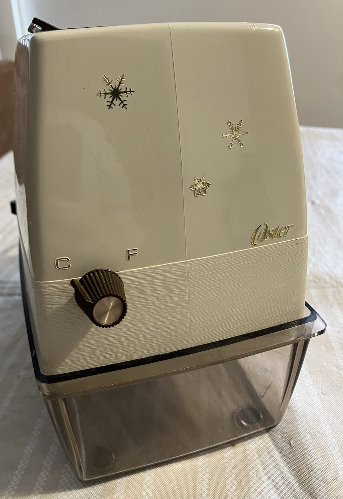 Vintage Oster Ice Cube Crusher Snowflake 571-06B Almond MCM 1970s