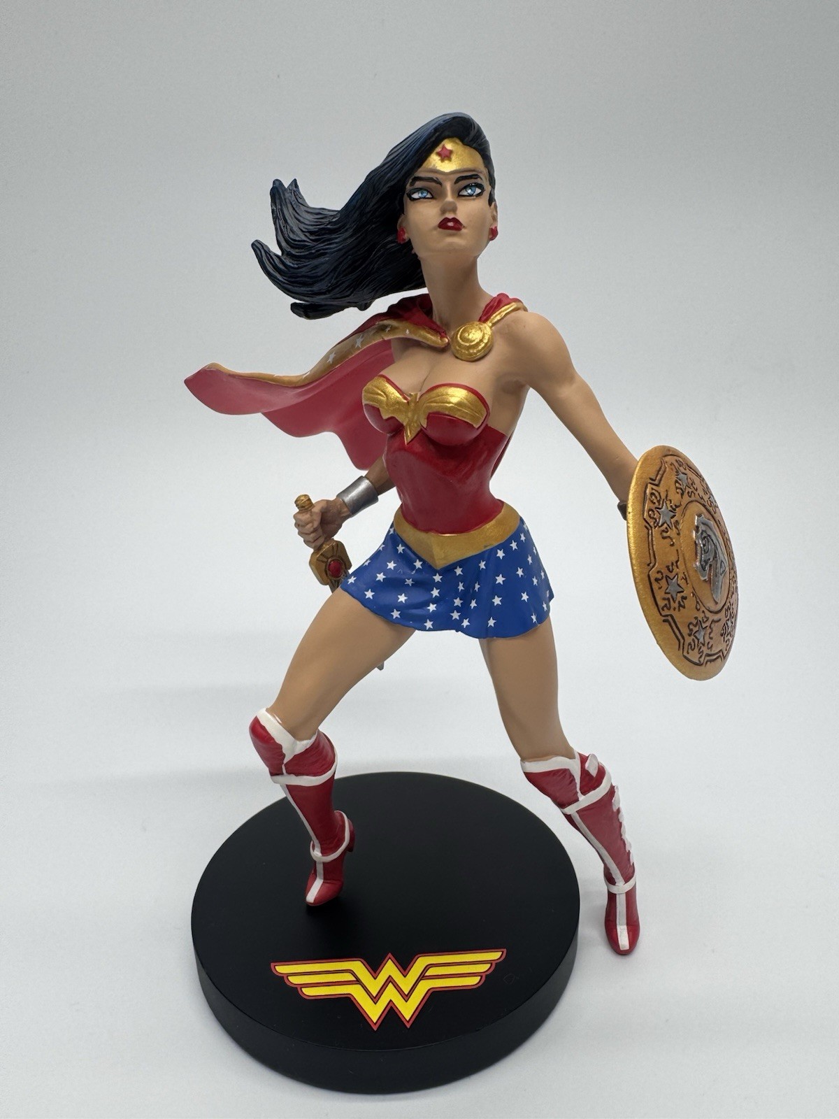 DC Designer Series Superman, Batman, and Wonder woman Jim Lee Statue #0093/5000