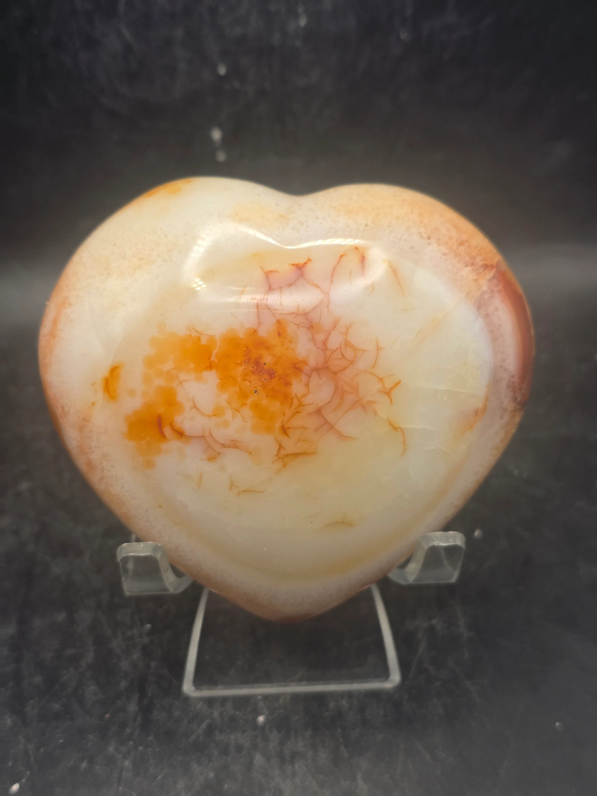 Carnelian agate heart! 12.3 ounces, 3.3 inches wide, 3″ tall