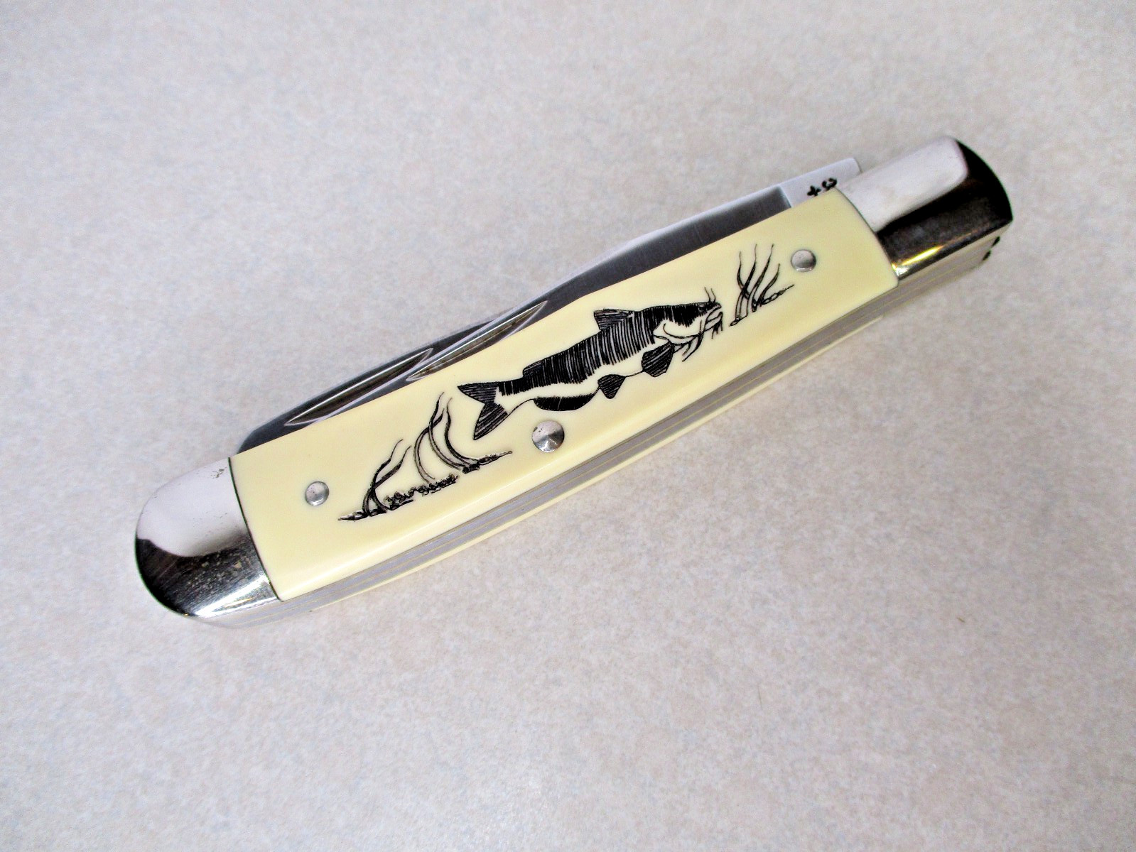 Vintage Limited Edition Schrade USA 296SC Trapper Catfish Scrimshaw Knife Knives