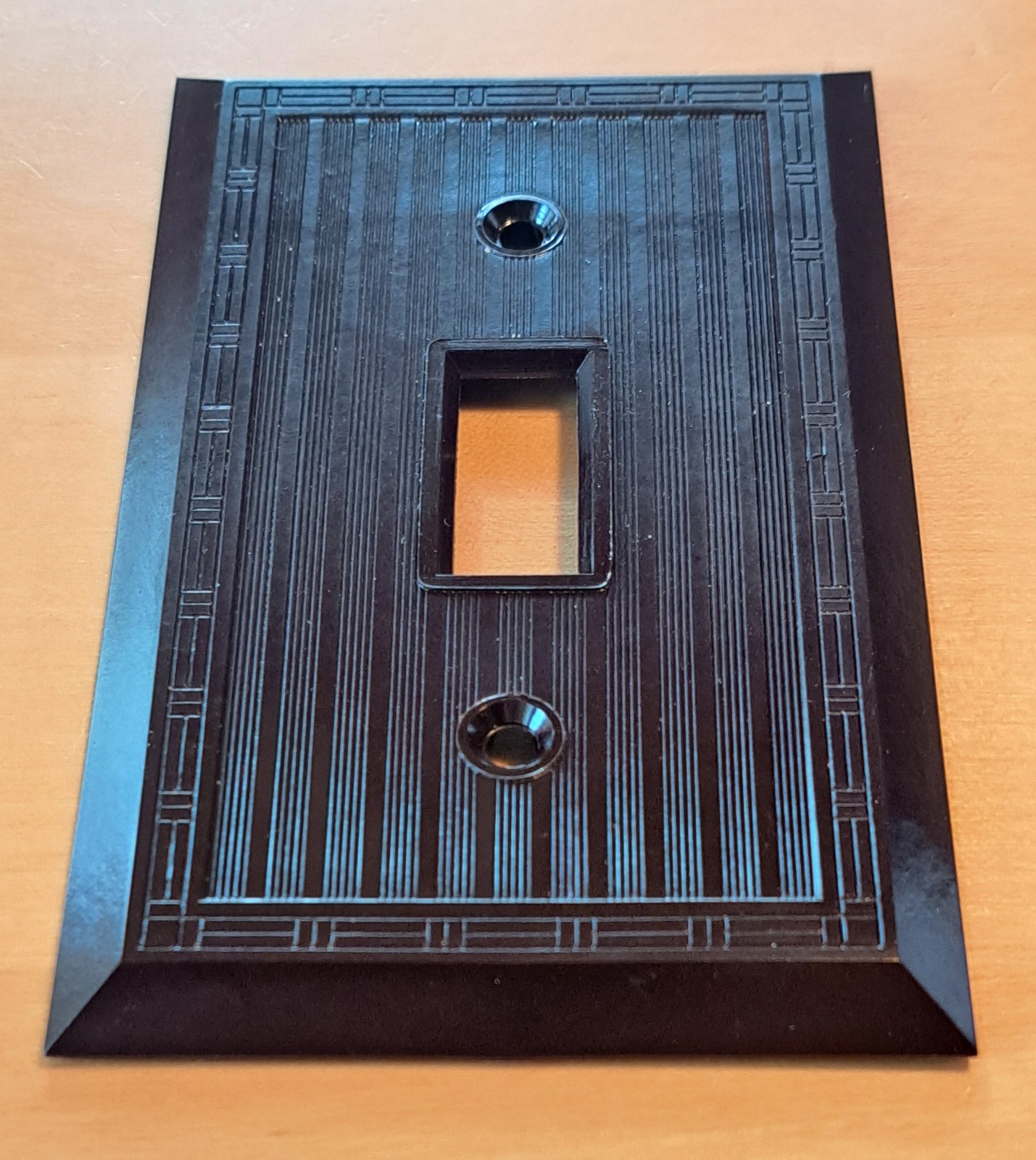 Vintage NOS GEM Brown Single Toggle Switch Wall Plate Cover