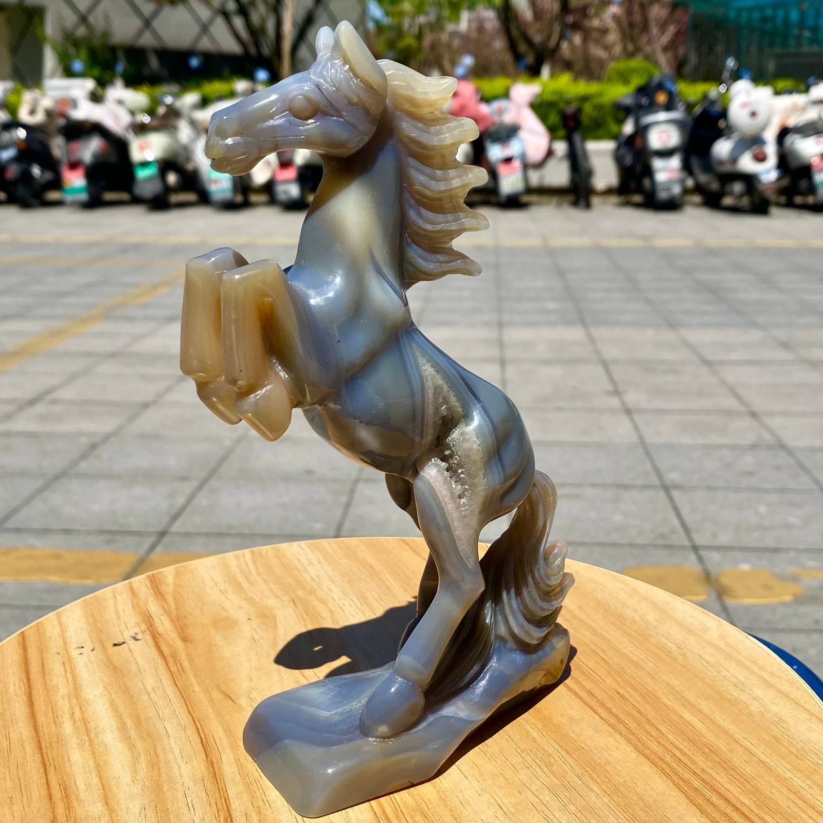 470G Natural Agate Carved Horse Figurine, Exquisite Hand Carved Gemstone Statue