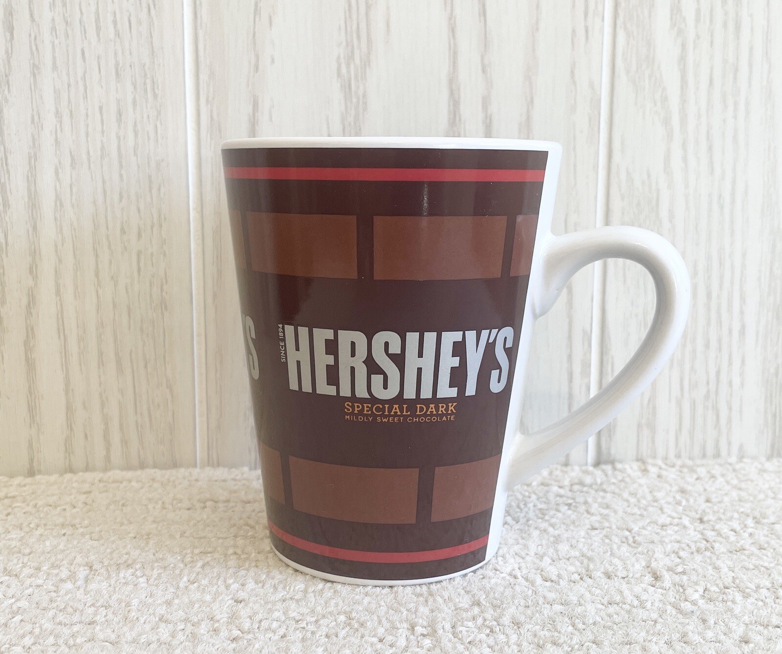 Hershey’s SPECIAL DARK MILDLY SWEET CHOCOLATE 12oz Coffee Tea Mug