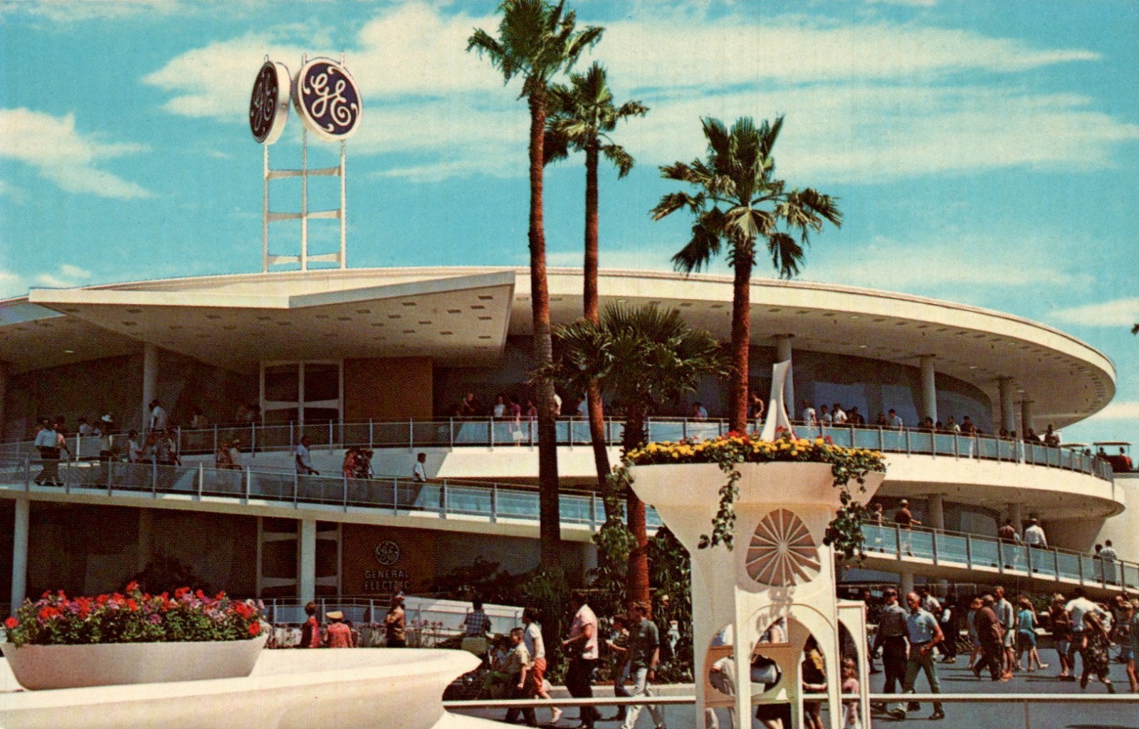 DISNEYLAND POSTCARD Carousel of Progress…Tomorrowland, General Electric