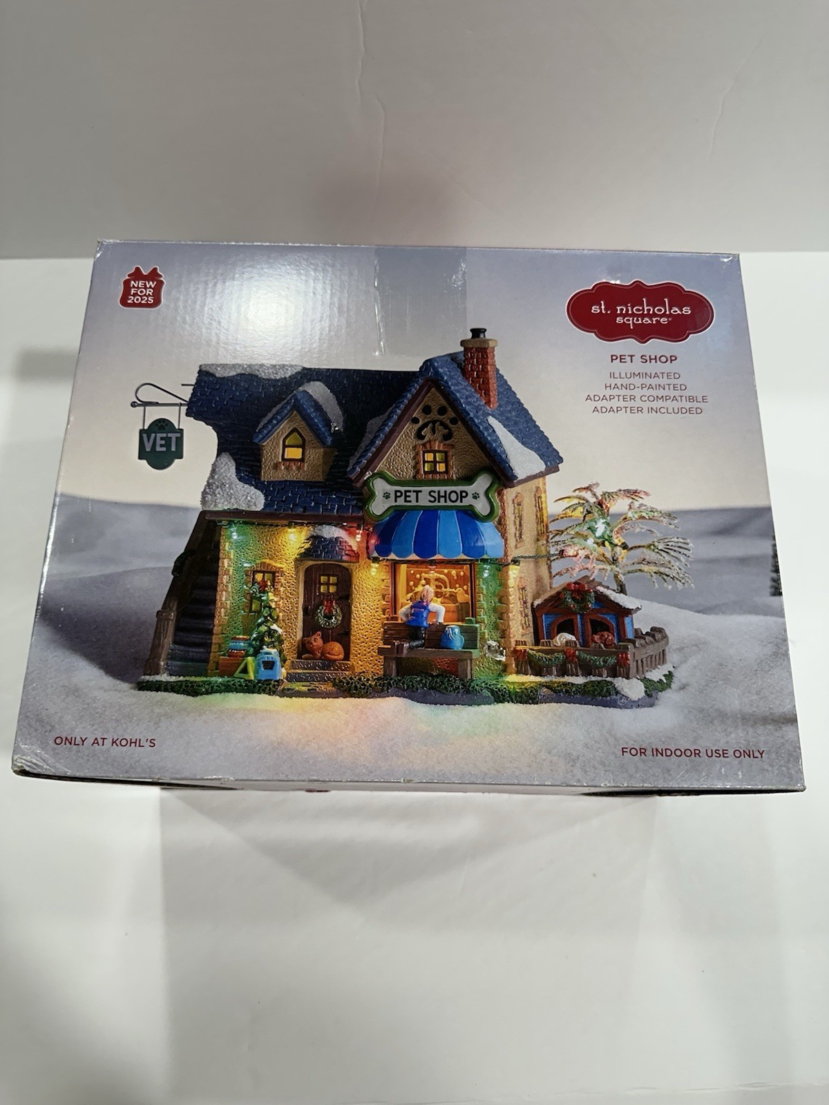Saint Nicholas Square Pet Shop 2025 New, Open Box, Tested/ Lights Work