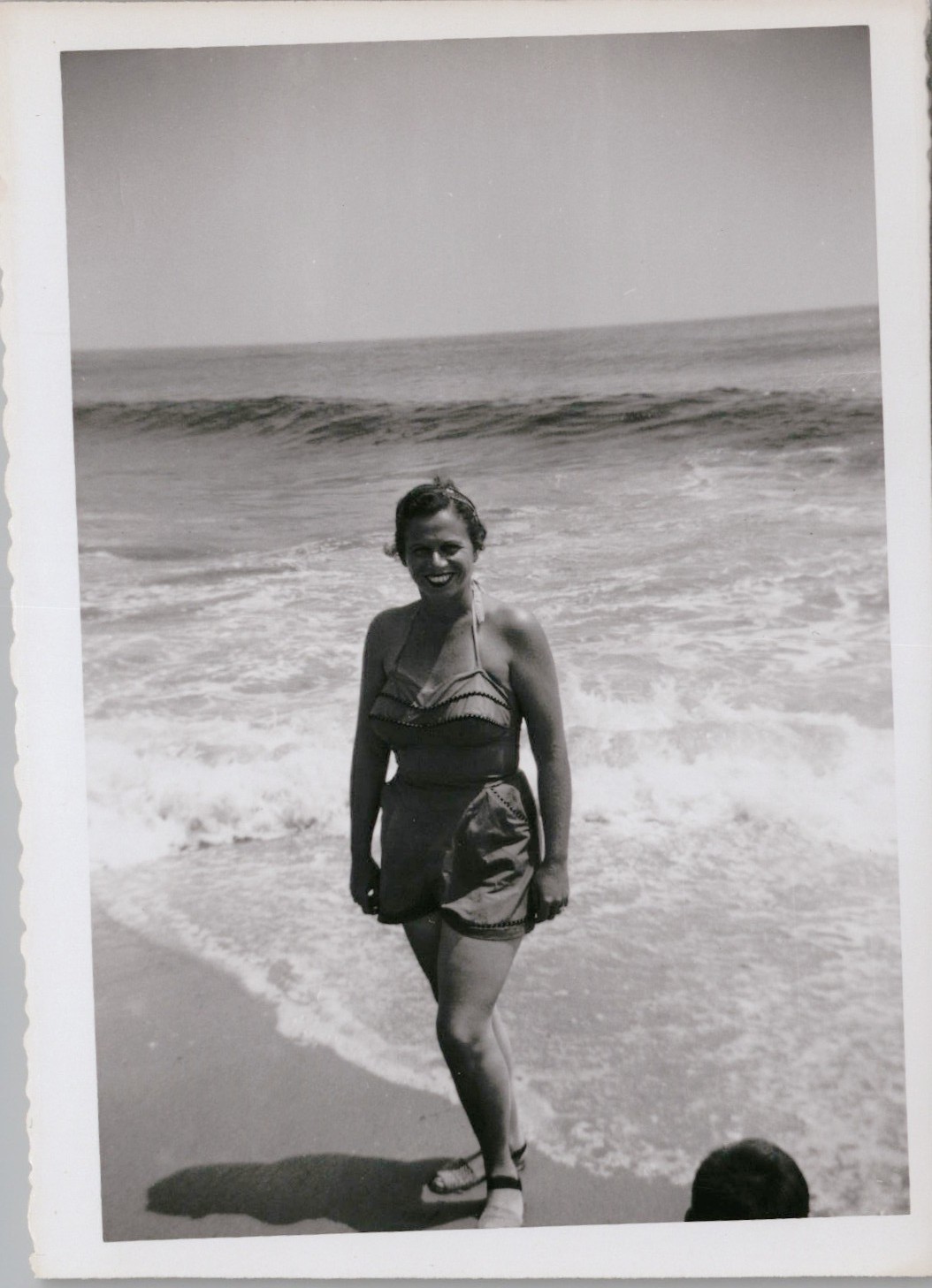 Vtg B&W Snapshot Smiling Woman Two Piece Swimsuit Beach Ocean Waves 1950s