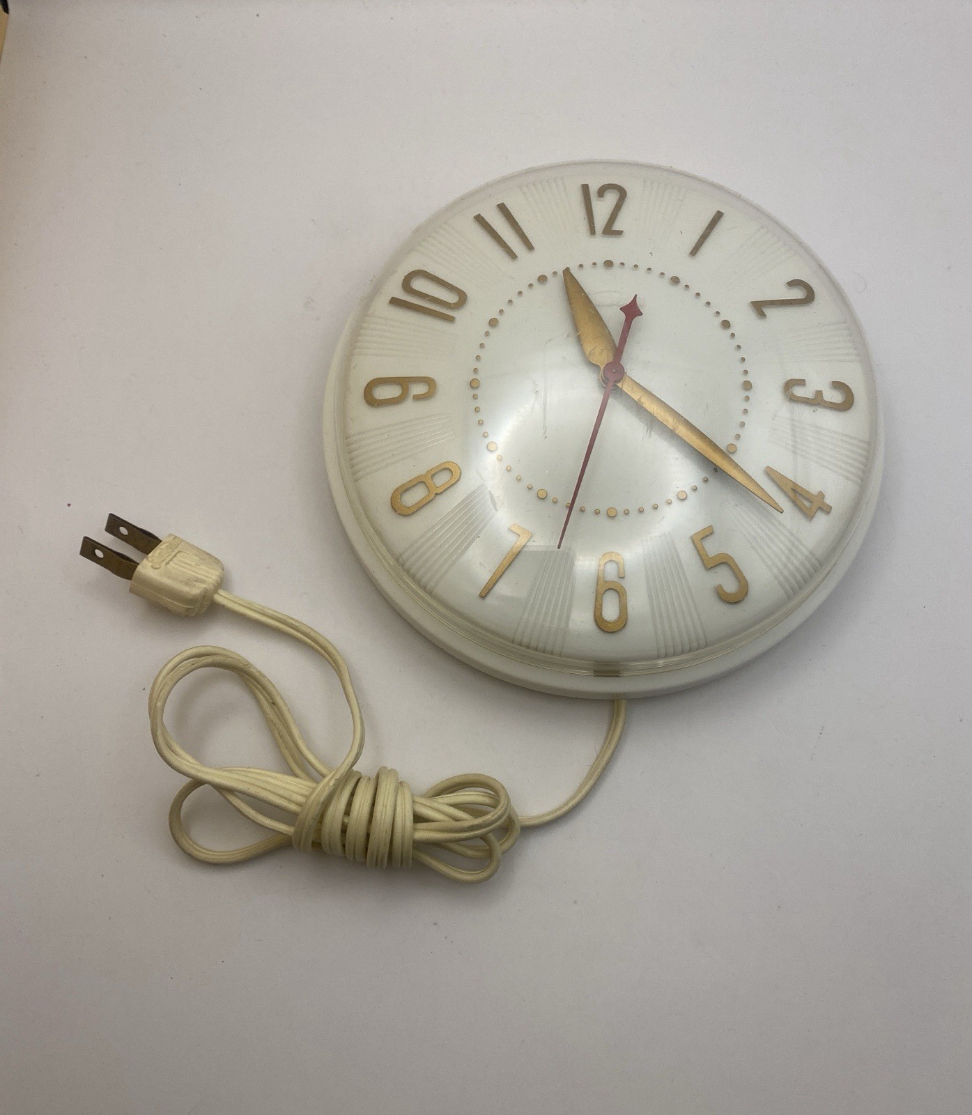 Vintage Mid Century Electric Wall Clock Plug-In 1950s Sunbeam A001 Working