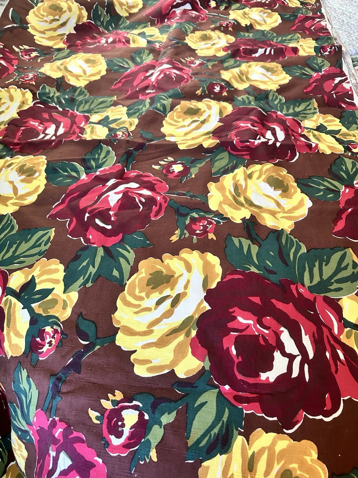 1940s-1950s GORGEOUS NEVER USED VINTAGE BARKCLOTH FABRIC AMAZON ROSE PATTERN 5YD