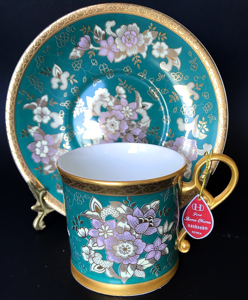Hankook Beautiful Floral and Gold Trim Bone China Cup & Saucer w Original Tag
