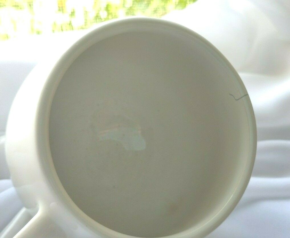 Argentinian TARAGUI mate footed Mug- painted string and branded paper label -cup
