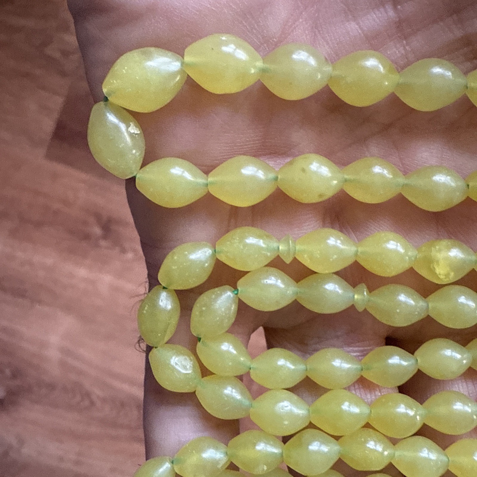 RARE GREEN 99 BEADS أخضر نادر GENUINE SHAH MAGHSOUD 49 cm شاه مقصود تسبيح