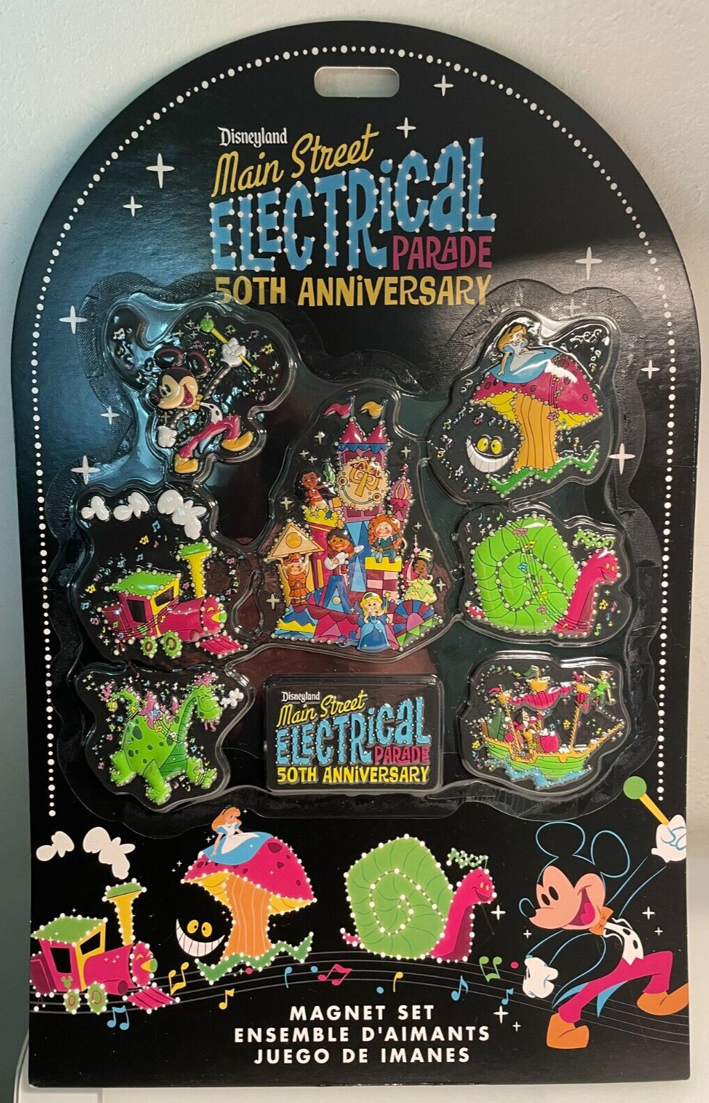 Disneyland 50th The Main Street Electrical Parade Magnet Set Disney NEW SEALED