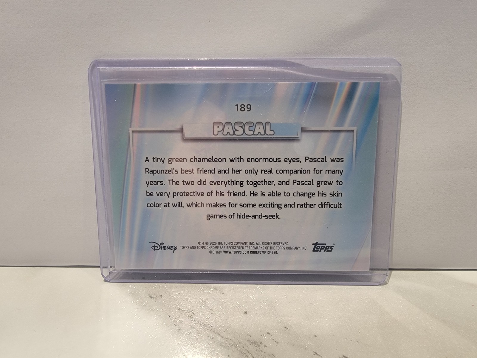 2026 TOPPS CHROME DISNEY #189 PASCAL MICKEY MOUSE RED AND BLACK /28 (ZY