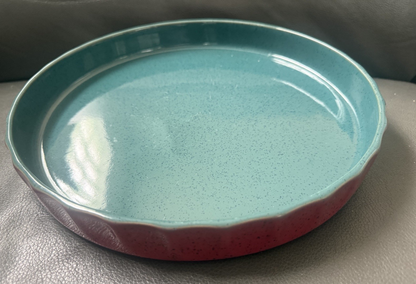 Denby Of England Classics Harlequin Green And Red W/Black Specs Quiche/Tart Dish