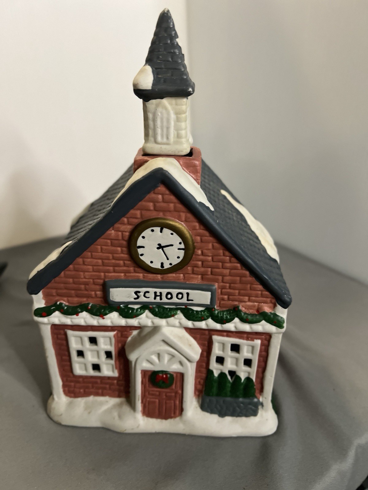 VTG 1996 Ceramic Collection Lighted Christmas Village Light Cord Not Included.