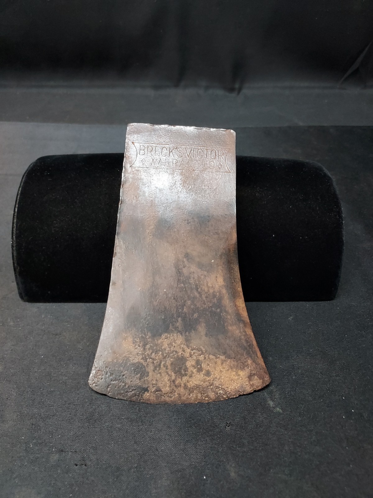OLD Brecks Victor Warranted SMALL Single Bit Axe Head Boston Hardware 2 Lb 5 Oz