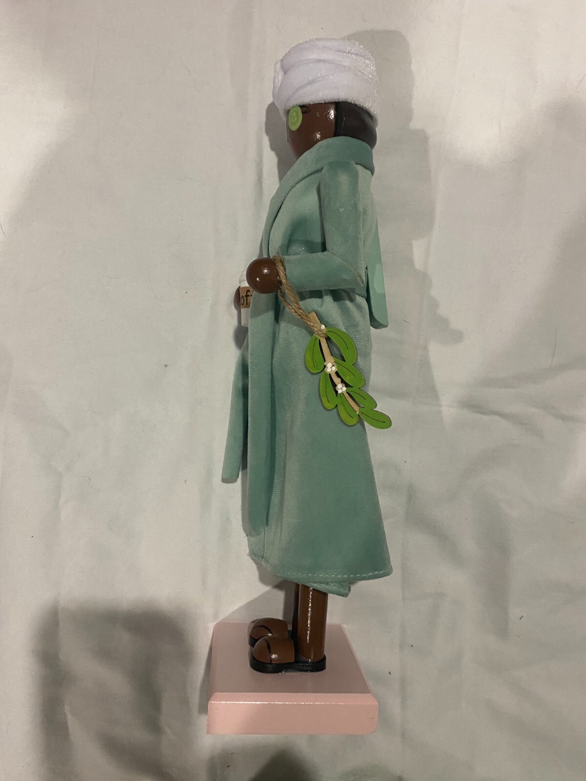 Nutcracker 14″ Spa Lady African American