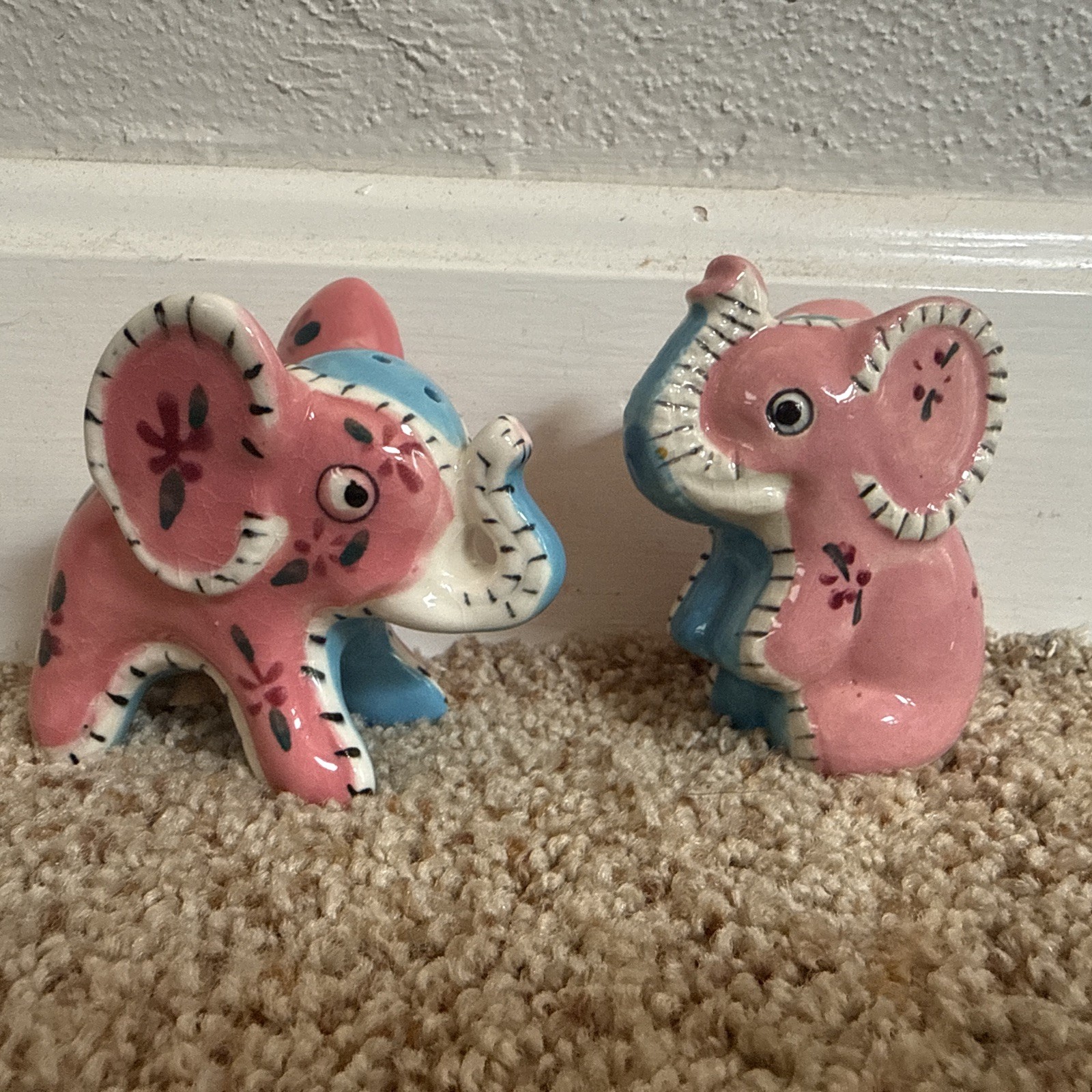 Napco Patchwork Stitched Elephant Salt and Pepper Shaker Japan 1950’s Vintage