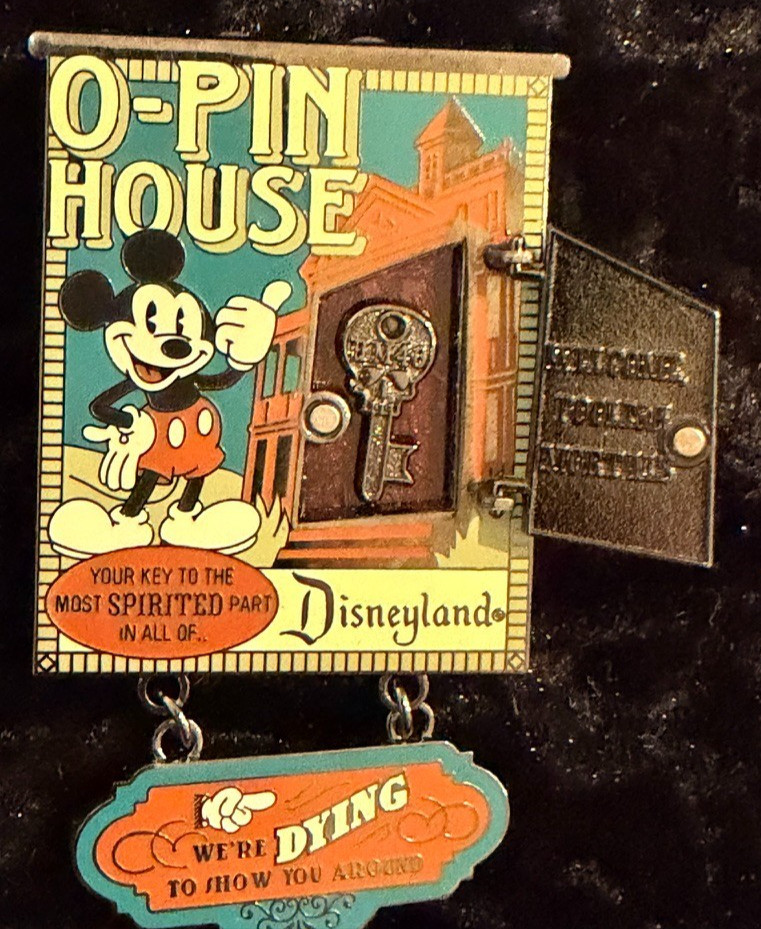 Disney Pin LE Haunted Mansion O Pin House Jumbo Mickey Estate Heirloom Key