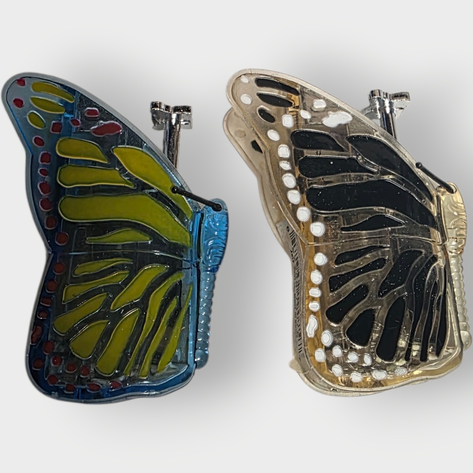 LOT OF 2- NEW Vintage Novelty Plastic Butterfly Refillable Butane Lighters NOS
