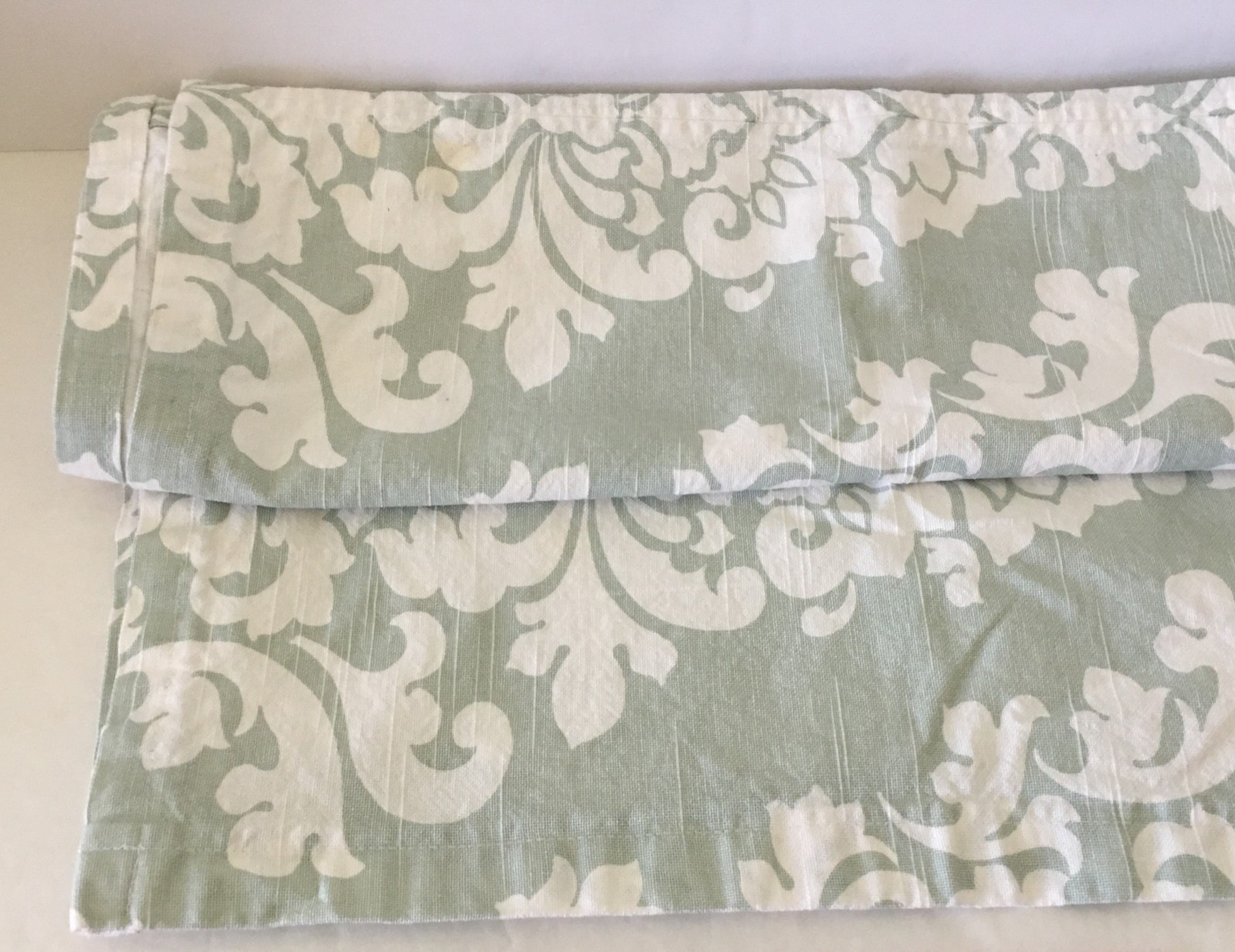 Table Runner Large Linen Blend White Green 19″ X 98″ 2 Seams Cottage Core Beach