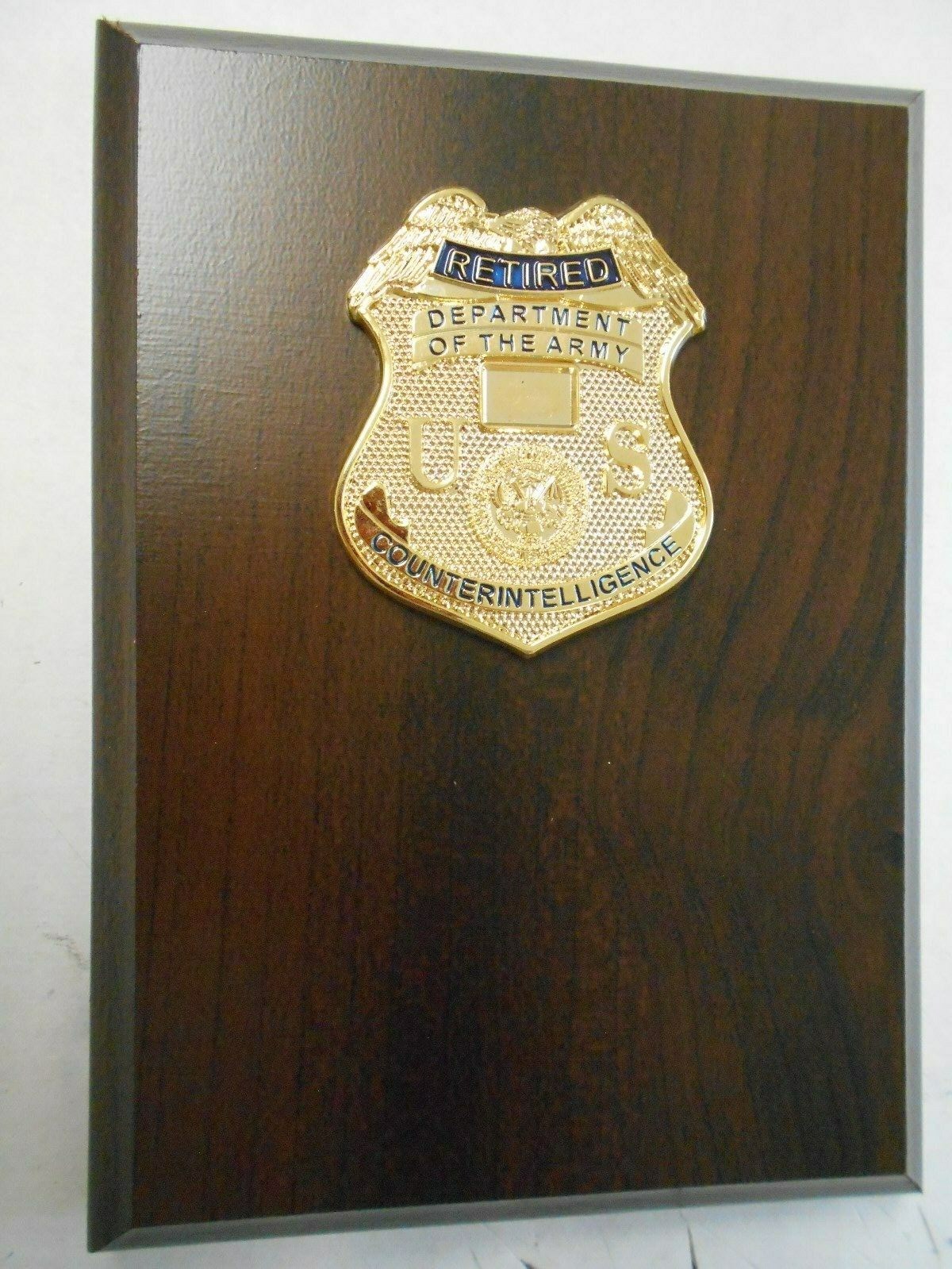 US Army COUNTERINTELLIGENCE (ACI) “RETIRED” full size Badge . With pins