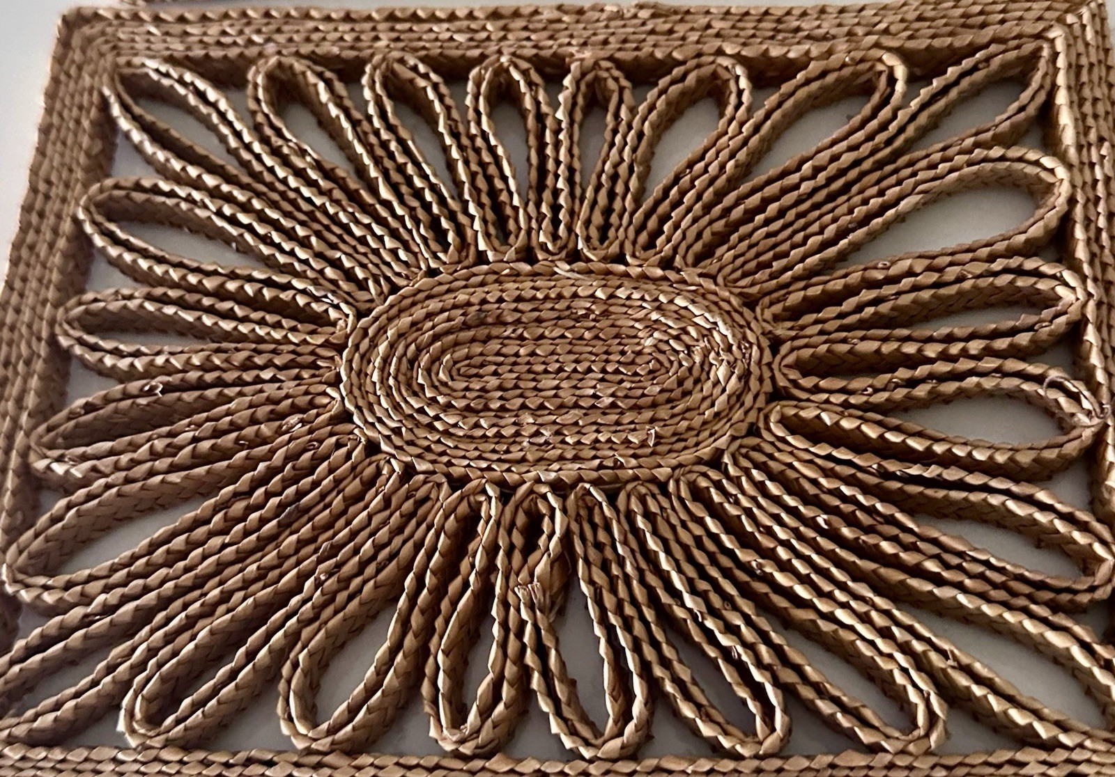 Vintage Boho Raffia Trivet Wall Hanger Art Woven Straw Sun Flower Set Of 4