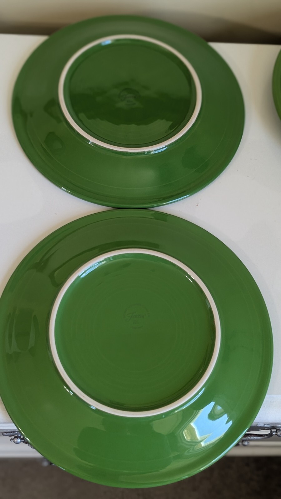 FIESTA WARE Green Lime CHARTREUSE Modern Retired DINNER PLATES 10.5in Set of 5