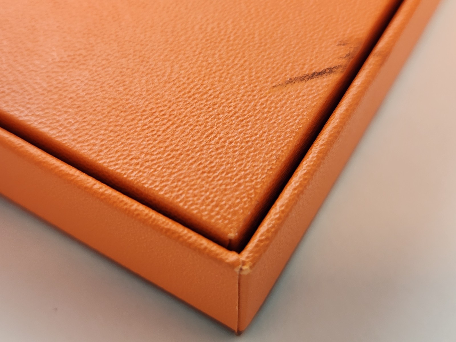 Authentic Hermès HERMES Box Empty Orange Container Gift For Apple Watch Belt