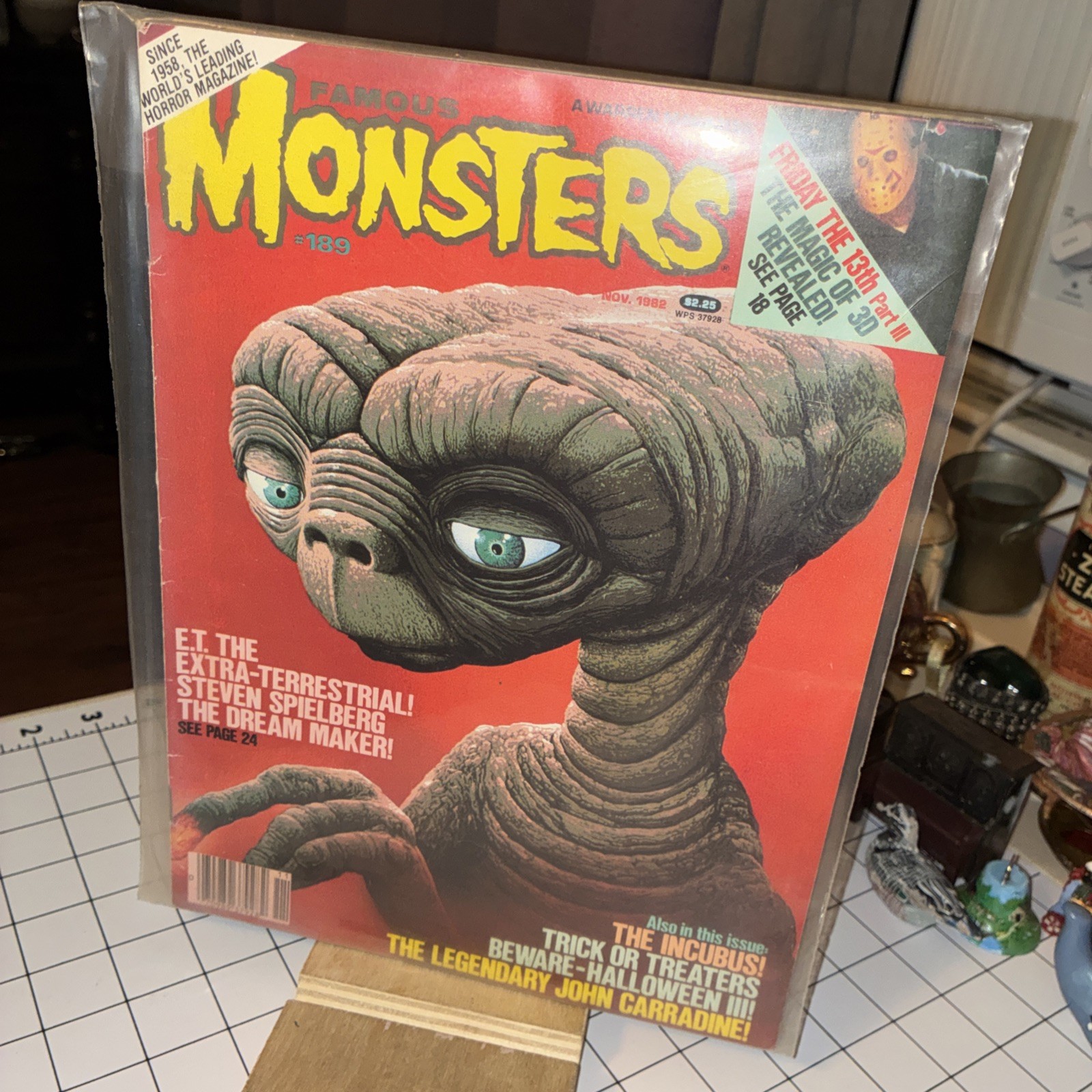 Famous Monsters of Filmland 189 (Classic ET The Extra Terrestrial Cover- 1982)