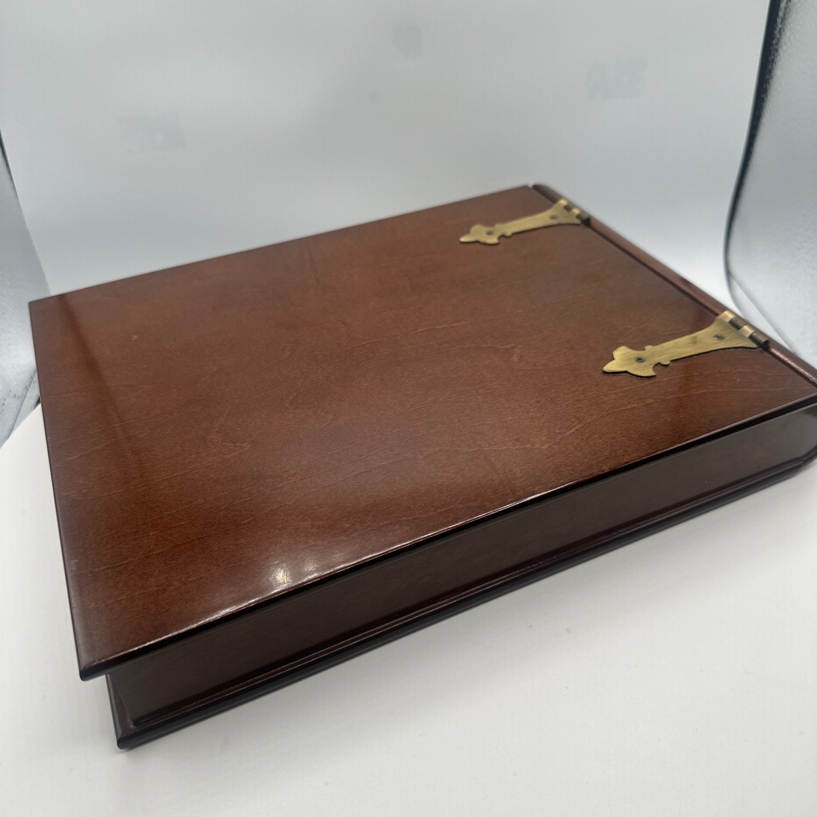 Vintage 1994 The Bombay Company Wooden Book Box Keepsake Jewelry Case Brass