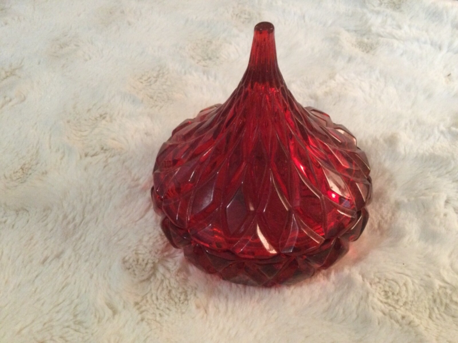 Kiss Covered Candy Dish Red “Designs of Ireland” Shannon Lead Crystal -MB