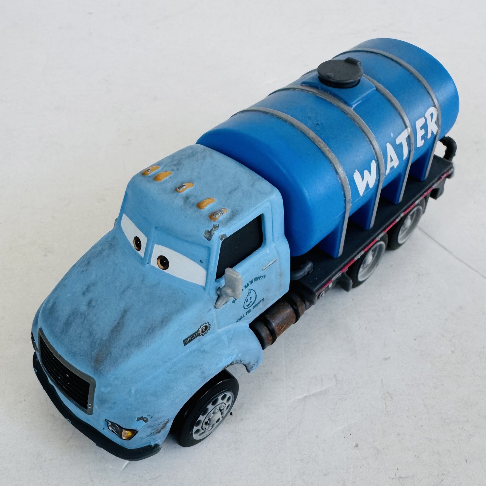 Disney Pixar Cars 3 Deluxe Mr Drippy Water Tanker Truck Diecast 1:55 DWB23