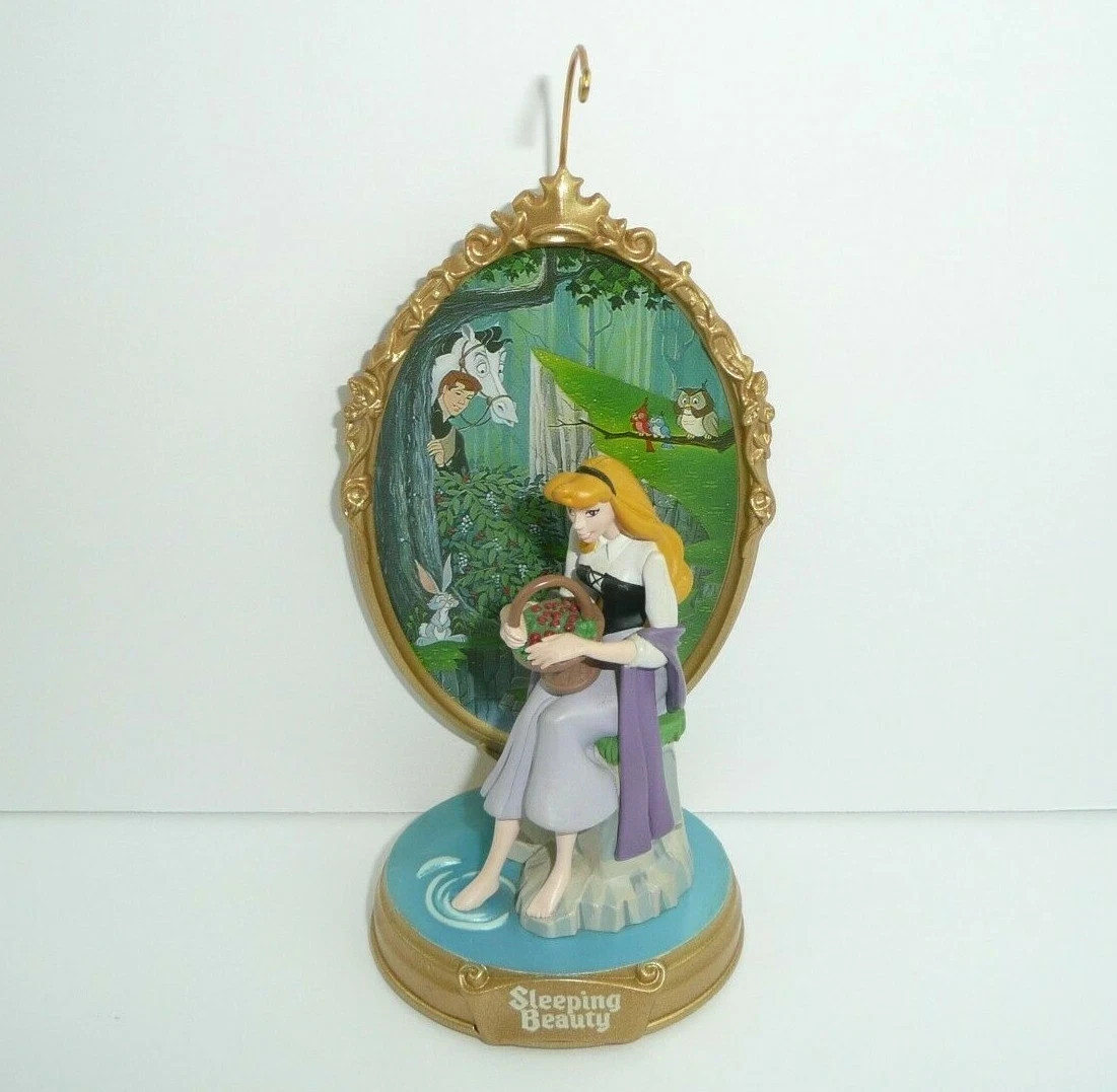 Hallmark KeepSake Sleeping Beauty Ornament Walt Disney Princess 1999 No Box