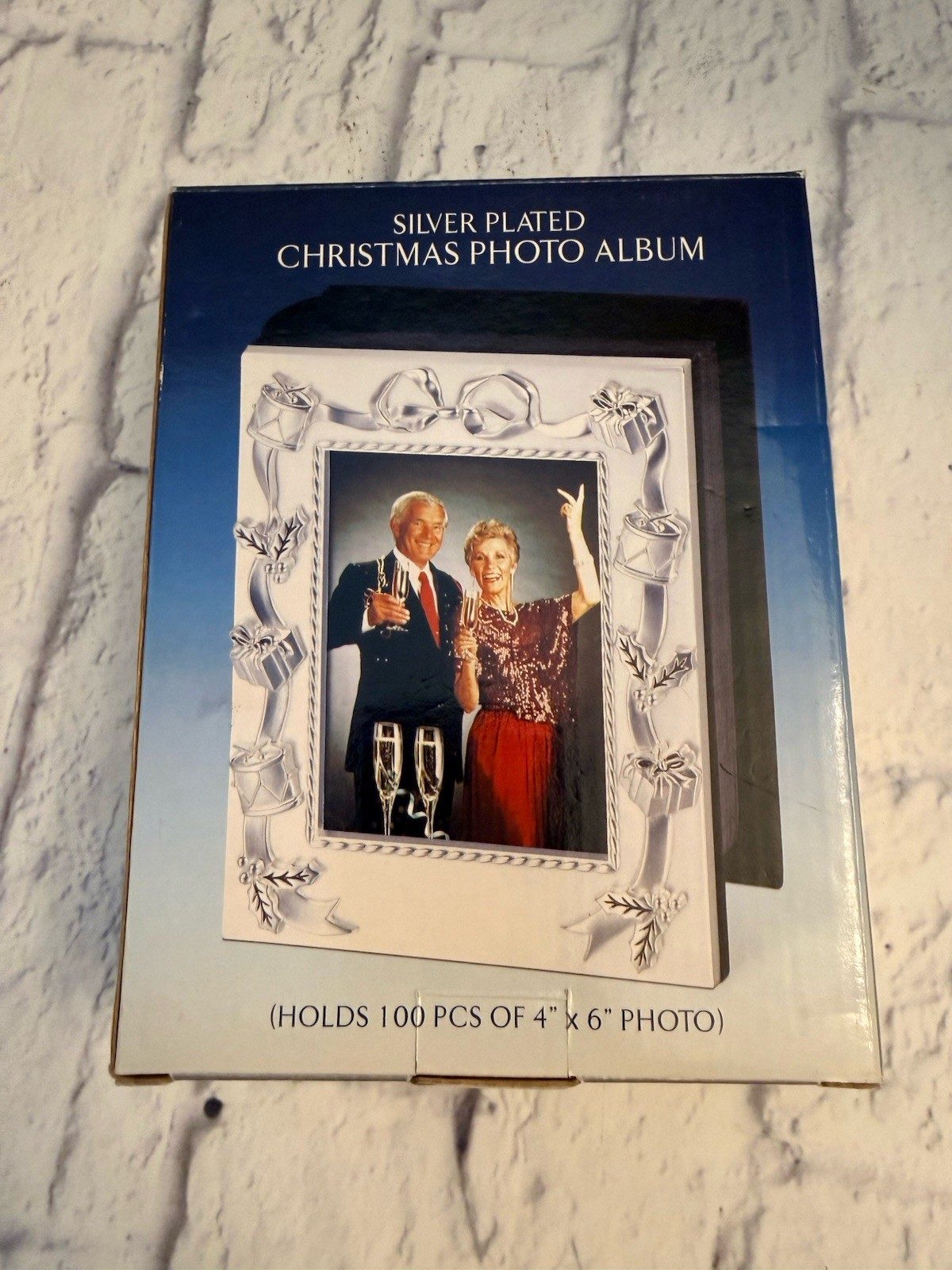 Silver Plated Christmas Photo Album (Holds 100 4″x6″ Photos) By Godinger , NEW