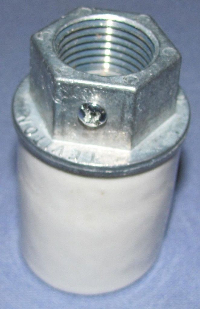 NEW PORCELAIN LIGHT SOCKET FOR ANY & ALL VISIBLE GAS PUMPS WITH 1/2″ CONDUIT