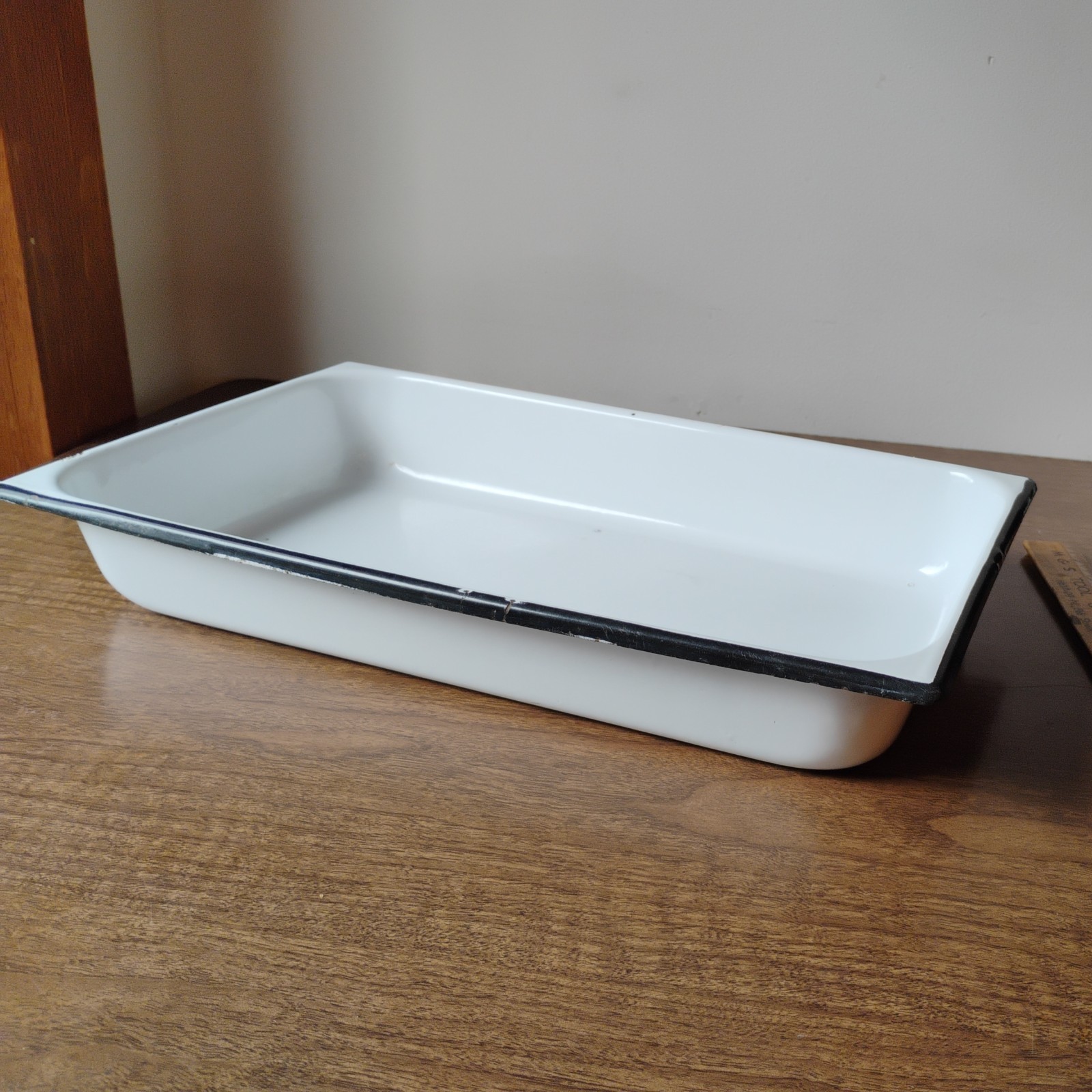 VTG White & Black Enamelware Rectangular Pan Tray Lasagna Fridge 16.5″ x 10″