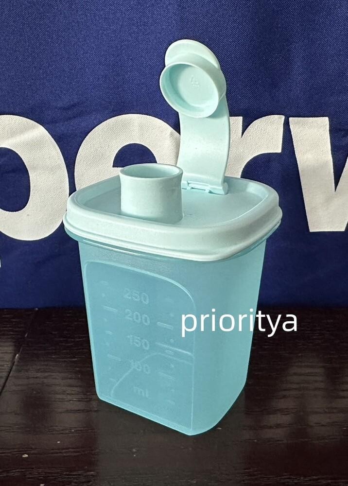 Tupperware Small Mini Slim Line Pitcher Modular Flip Top Lid 350ml Light Blue