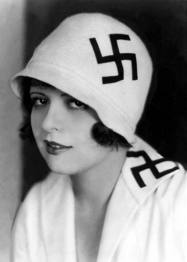 CLARA BOW in 1928 wearing Strange Symbols – 5 x 7 in Print